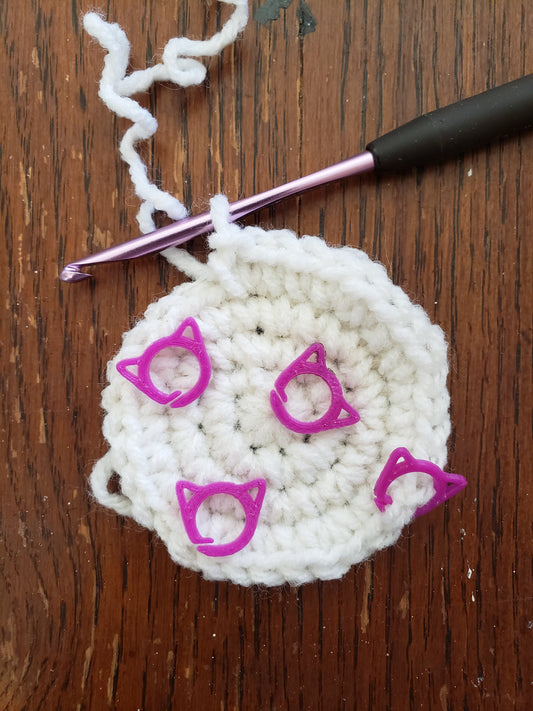 Cat Yarn Stitch Markers - Set of 25 - 3D Printed Plastic Resin - Crochet Knit Gift